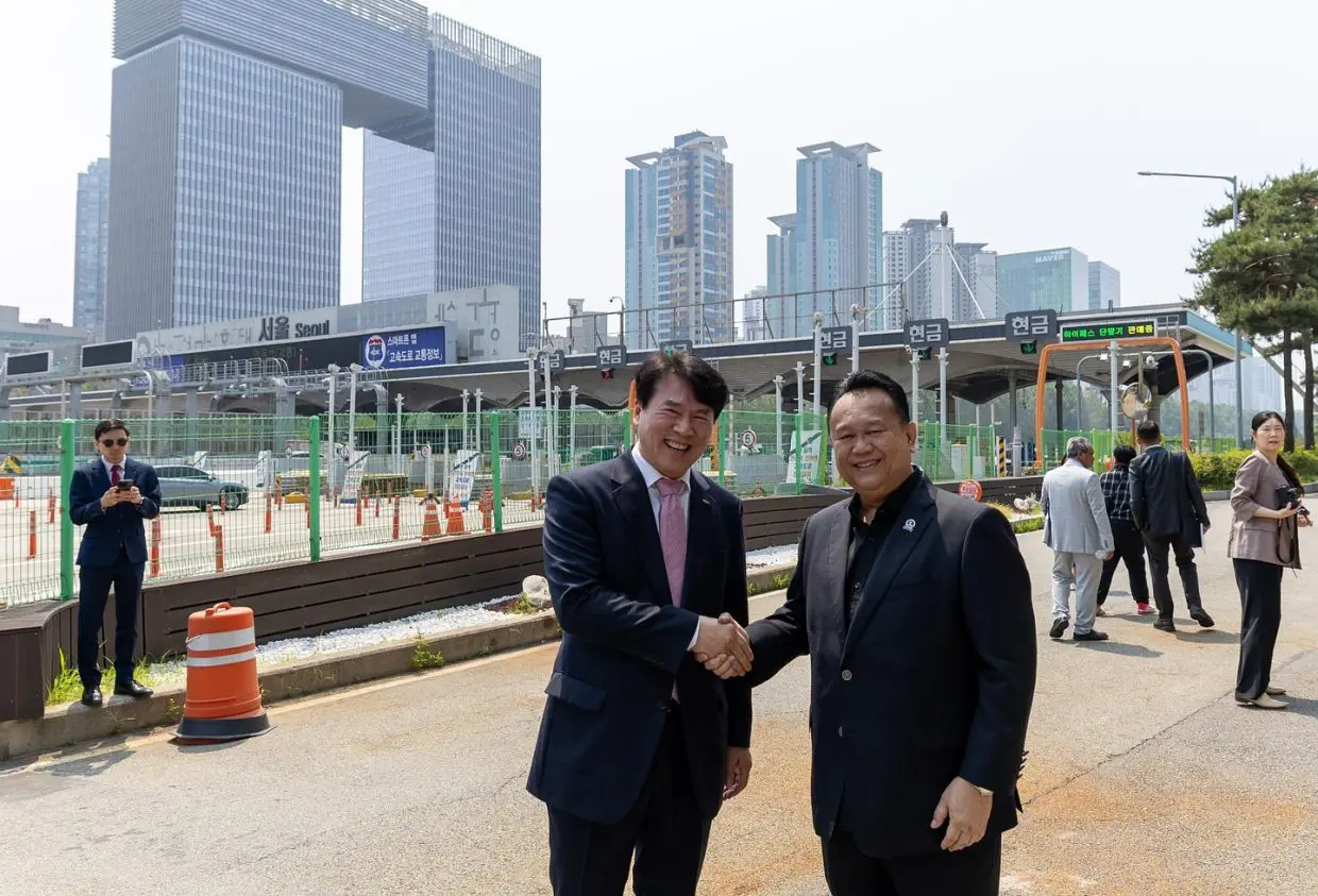 Korea Expressway Corporation (KEC)