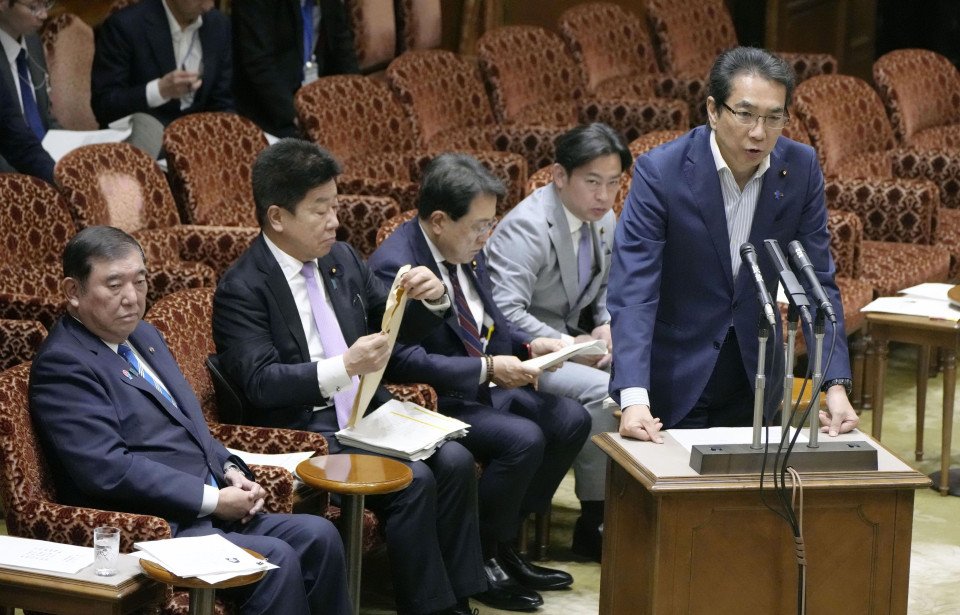 Japan’s Agriculture Minister Steps Down After Rice Comment Sparks Public Outrage