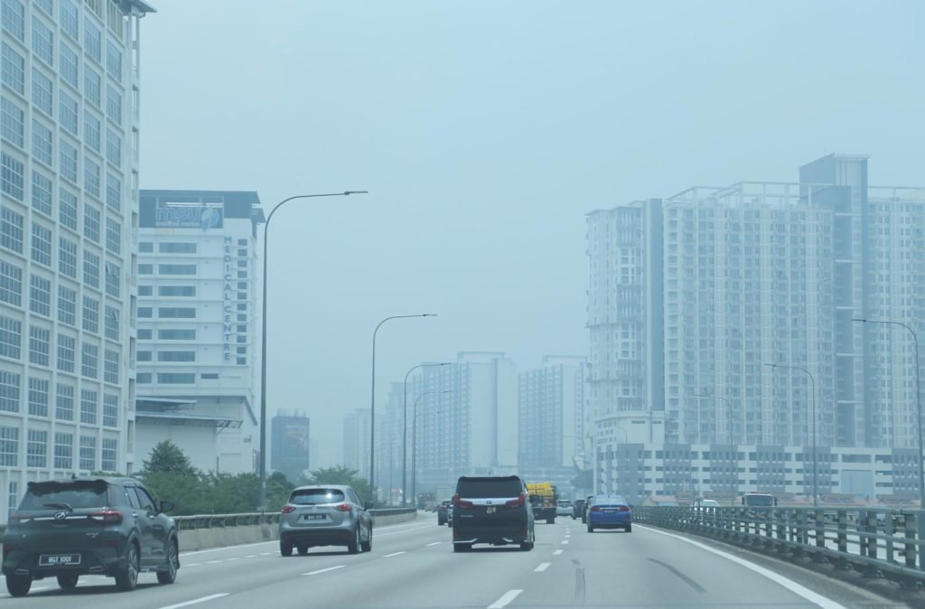 Breathe With Caution: Nine Areas in Peninsular Malaysia Struggle with Unhealthy Air Quality