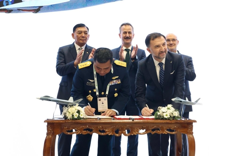 Indonesia Strengthens Military Ties with Turkiye: Signs Contract for 48 KAAN Fighter Jets