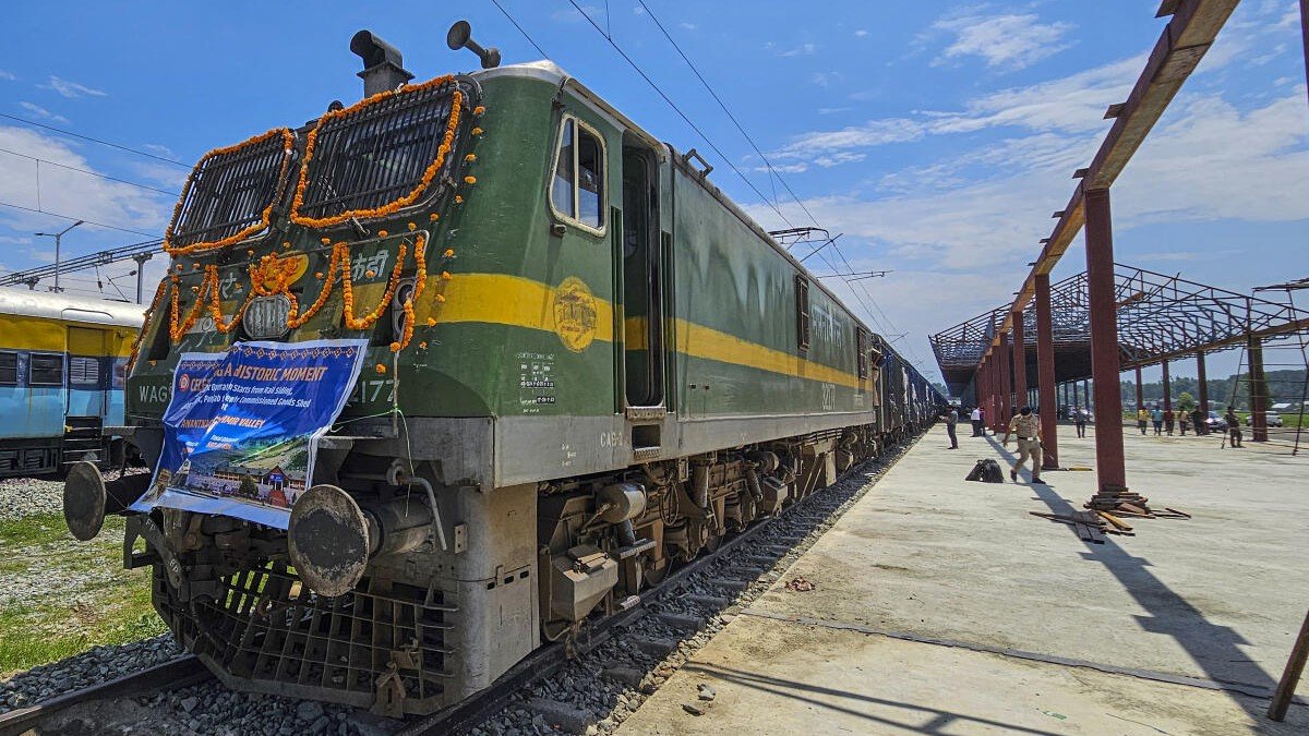 Kashmir Welcomes Its First-Ever Freight Train: A New Era of Connectivity and Opportunity