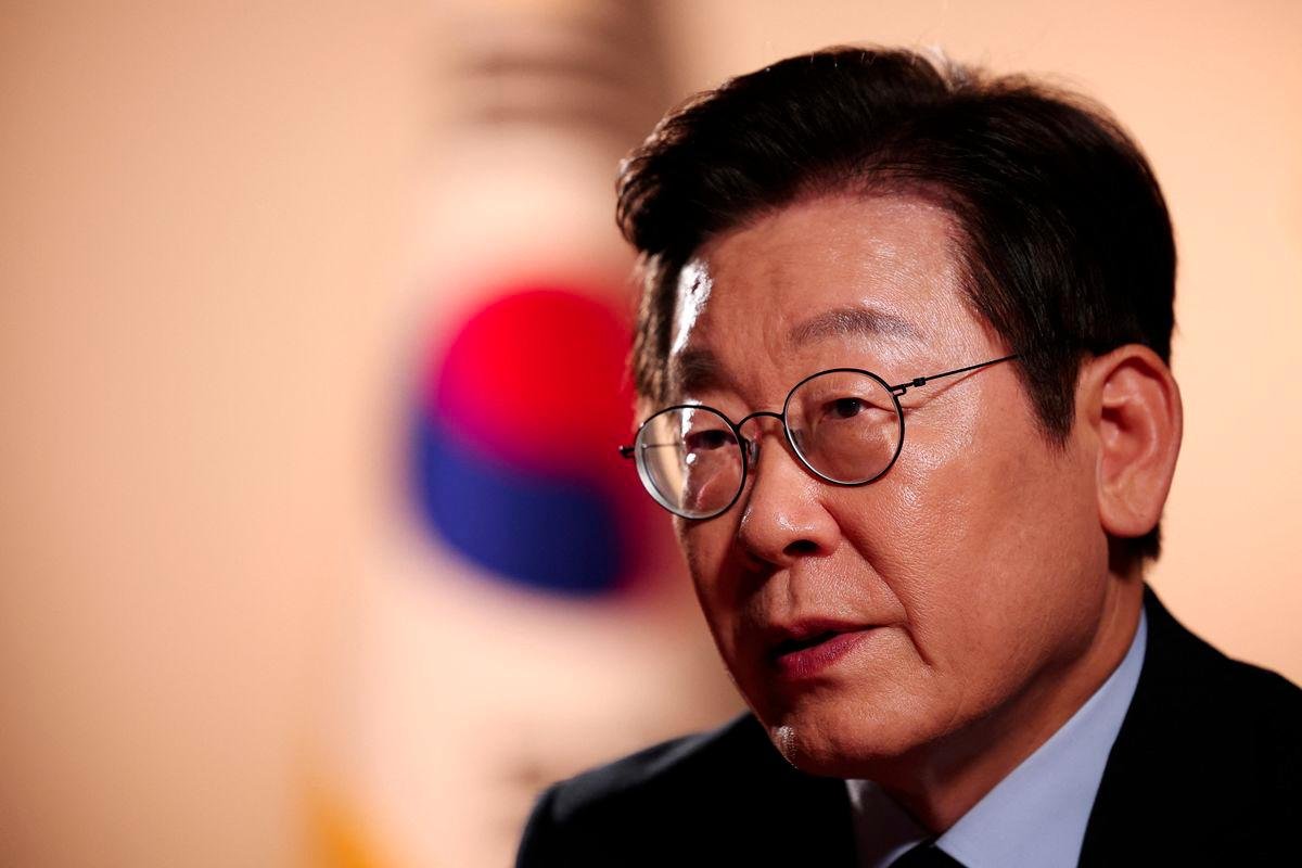South Korea’s President Raises Alarm on U.S. Tariff Talks Impacting Foreign Exchange Market