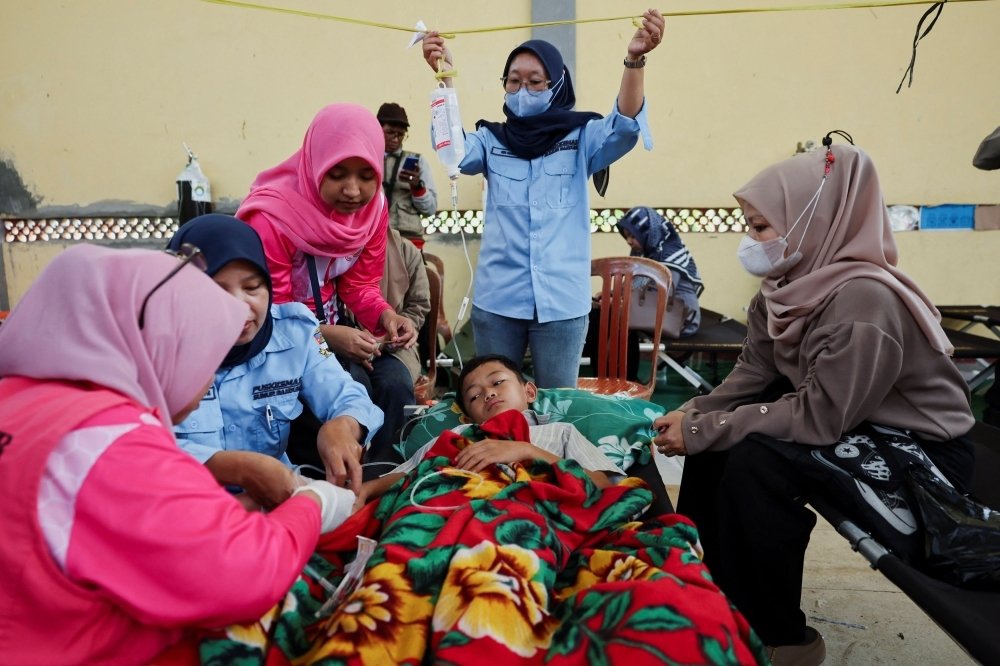 Over 1,000 Indonesian Schoolchildren Fall Ill from Contaminated Free Meals: A Wake-Up Call for Safety in Public Health Initiatives