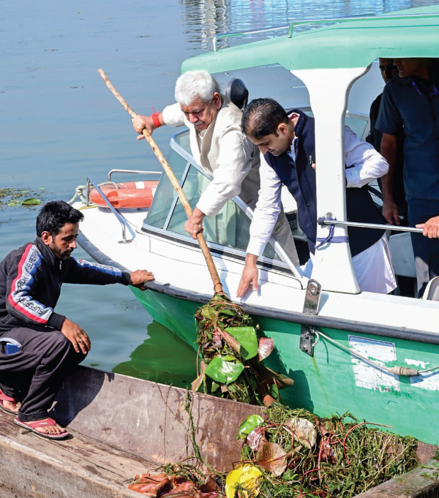 Reviving the Jewel of Kashmir: L-G Manoj Sinha Leads Cleanliness Drive in Dal Lake During ‘Sewa Parv’